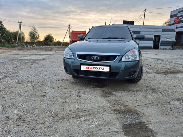2011 Lada (ВАЗ) Priora I, серый, 420000 рублей - вид 1