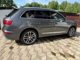 2018 Audi Q7 II (4M), серый, 3100000 рублей, вид 3