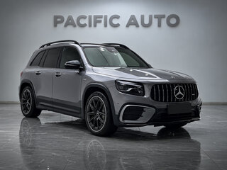 2025 Mercedes-Benz GLB AMG 35 AMG I (X247) Рестайлинг, серый, 5980000 рублей, вид 3