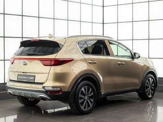 2019 Kia Sportage IV Рестайлинг, коричневый, 2129000 рублей, вид 4