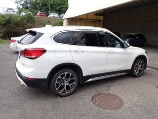 2022 BMW X1 18d xDrive II (F48) Рестайлинг, белый, 2370000 рублей, вид 4