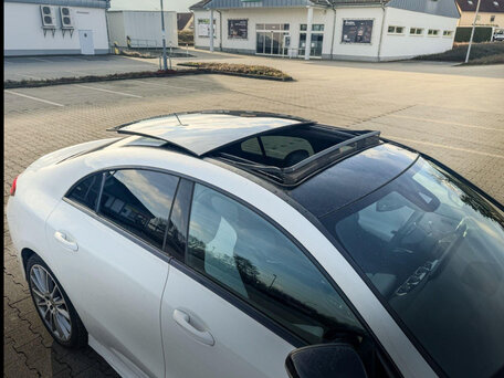2022 Mercedes-Benz CLA 180 II (C118, X118), белый, 3214654 рублей, вид 3