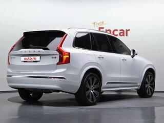 2025 Volvo XC90 B6 II Рестайлинг 2, белый, 8000000 рублей, вид 3