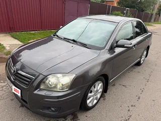 2007 Toyota Avensis II Рестайлинг, серый, 710000 рублей, вид 1