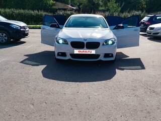 2012 BMW 5 серии 535i xDrive VI (F10/F11/F07), белый, 1900000 рублей, вид 2