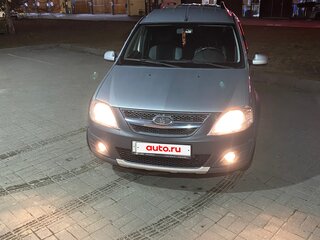 2017 Lada (ВАЗ) Largus Cross I, серебристый, 900000 рублей, вид 3