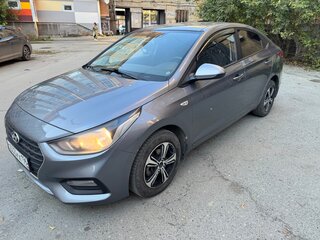 2017 Hyundai Solaris II, серый, 770000 рублей, вид 3