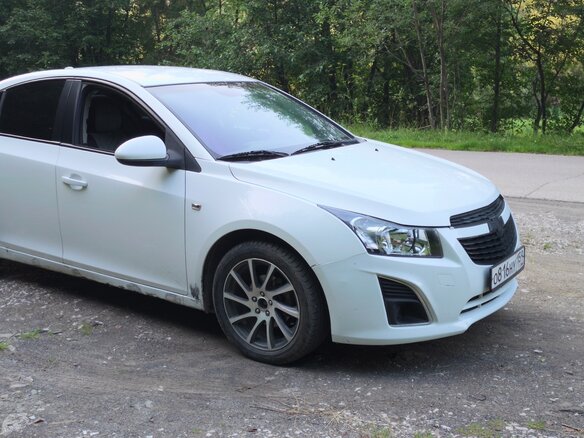 2011 Chevrolet Cruze I, белый, 600000 рублей