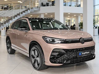 2026 Volkswagen Tiguan L Pro III (China Market), бежевый, 4900000 рублей, вид 3