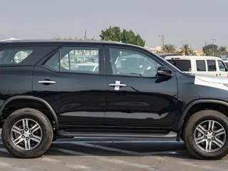 2026 Toyota Fortuner II Рестайлинг, чёрный, 4800600 рублей, вид 4