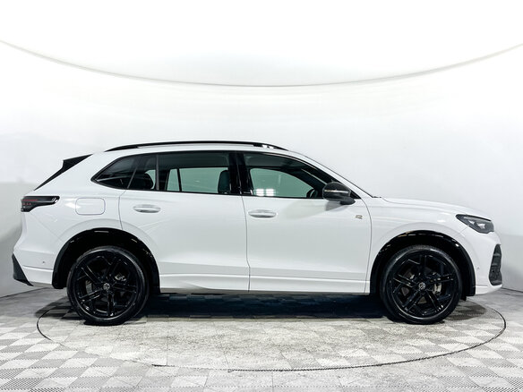 2026 Volkswagen Tiguan L Pro III (China Market), белый, 5750000 рублей - вид 3