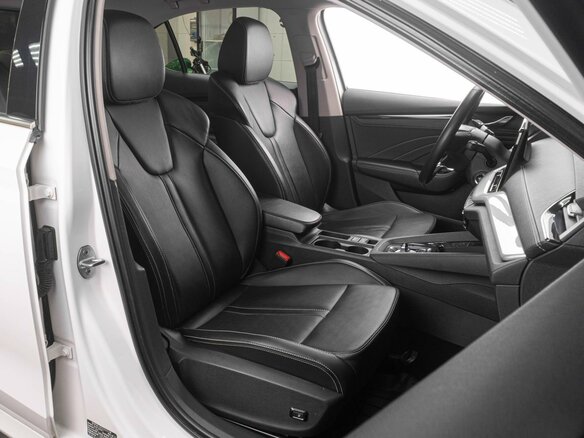 2022 Skoda Octavia IV (A8), белый, 2329000 рублей - вид 8