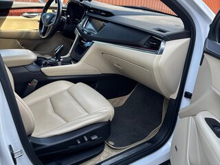 2017 Cadillac XT5 I, белый, 2900000 рублей, вид 2
