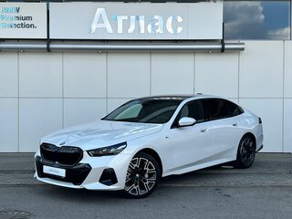 2025 BMW 5 серии Long 530Li VIII (G60/G61/G68), белый, 8590000 рублей, вид 1