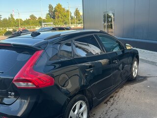 2013 Volvo V40 Cross Country I, чёрный, 1000000 рублей, вид 4