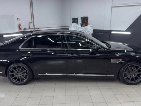2020 Genesis G90 I Рестайлинг, чёрный, 4900000 рублей, вид 1