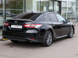 2021 Toyota Camry VIII (XV70) Рестайлинг, чёрный, 3198000 рублей, вид 5