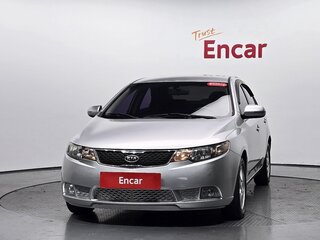 2013 Kia Forte I, серебристый, 920000 рублей, вид 3