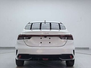 2022 Kia K3 II (China Market) Рестайлинг, белый, 1320000 рублей, вид 5