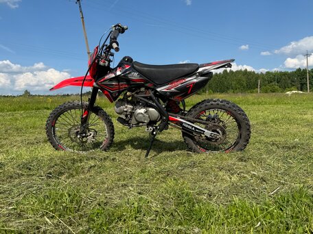 2024 Regulmoto Seven Medalist Pro, красный, 55000 рублей, вид 4