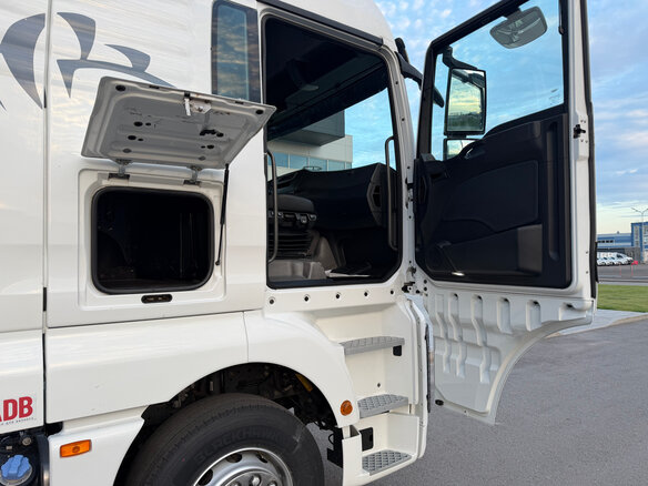 2023 Sinotruk Sitrak C7H, белый, 6150000 рублей - вид 13