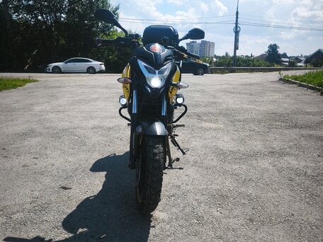 2014 Bajaj Pulsar NS 200, жёлтый, 180000 рублей, вид 3