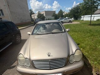 2001 Mercedes-Benz C-Класс 220 II (W203), бежевый, 427087 рублей, вид 1