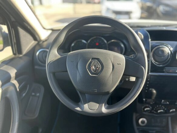 2016 Renault Duster I Рестайлинг, белый, 999000 рублей - вид 9
