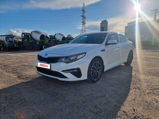 2019 Kia Optima IV Рестайлинг, белый, 1750000 рублей, вид 1