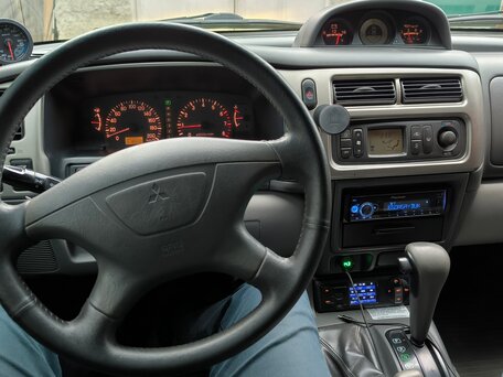 2007 Mitsubishi Pajero Sport I Рестайлинг, серый, 930000 рублей, вид 4