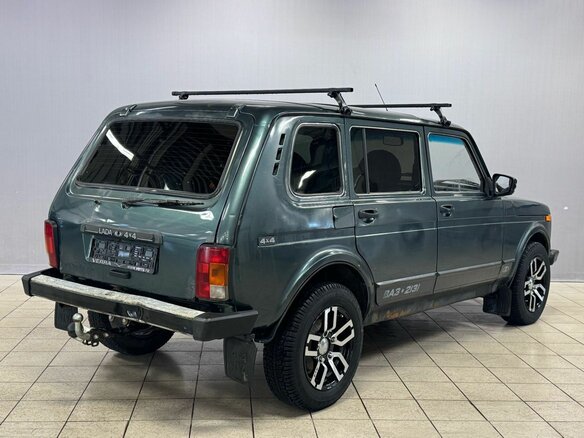 2011 Lada (ВАЗ) 2131 (4x4) 213105 I, зелёный - вид 4