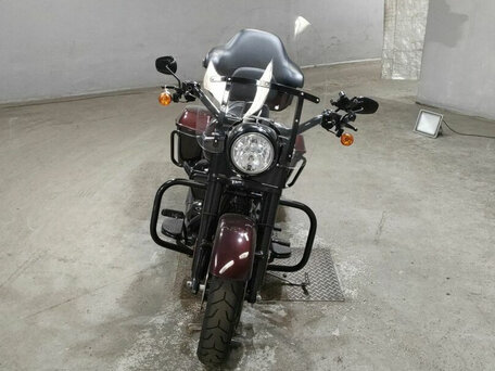 2018 Harley-Davidson Road King, пурпурный, 1520000 рублей, вид 3