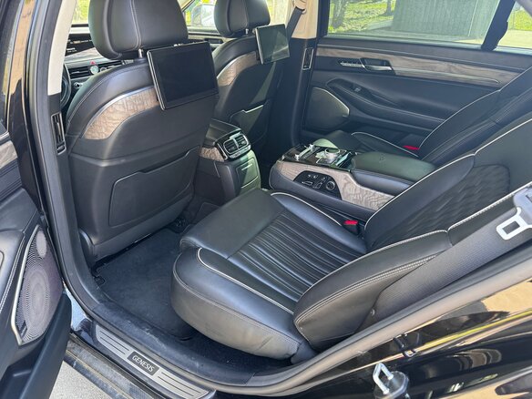 2021 Genesis G90 I Рестайлинг, чёрный, 2450000 рублей - вид 5