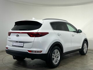 2017 Kia Sportage IV, белый, 1993000 рублей, вид 4
