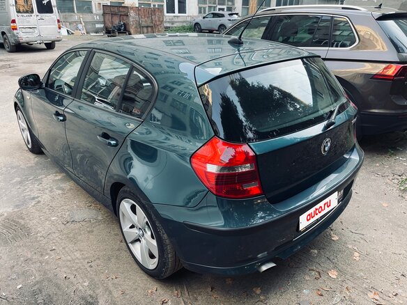 2010 BMW 1 серии 116d I (E81/E82/E87/E88) Рестайлинг, зелёный - вид 4