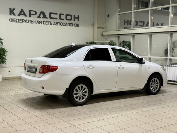 2007 Toyota Corolla X (E140, E150), белый - вид 1
