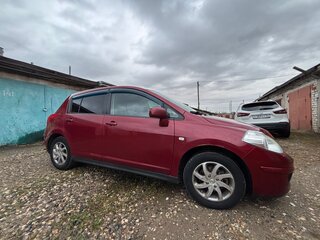 2008 Nissan Tiida I, красный, 430000 рублей, вид 3