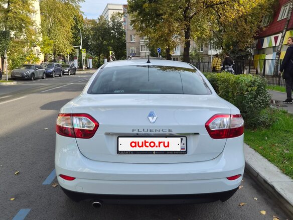 2012 Renault Fluence I, белый, 850000 рублей - вид 9