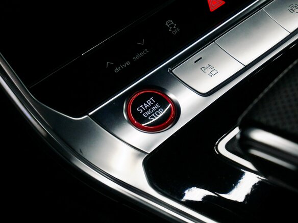 2020 Audi A7 55 TFSI II (4K), серый, 5900000 рублей - вид 10
