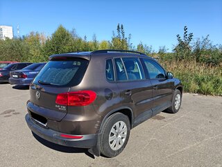 2016 Volkswagen Tiguan I Рестайлинг, коричневый, 1800000 рублей, вид 4