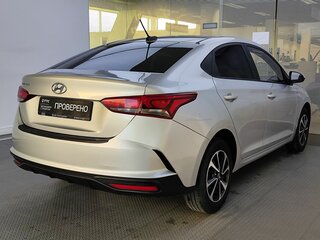2020 Hyundai Solaris II Рестайлинг, серебристый, 1430000 рублей, вид 5
