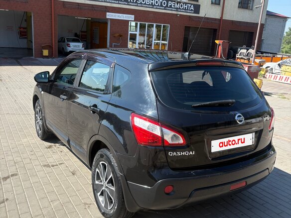 2011 Nissan Qashqai I Рестайлинг, чёрный, 780000 рублей - вид 3