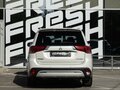 2018 Mitsubishi Outlander III Рестайлинг 3, белый - вид 3