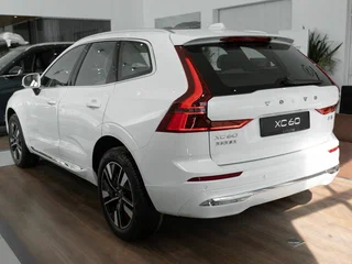 2025 Volvo XC60 II Рестайлинг 2, белый, 6348850 рублей, вид 5