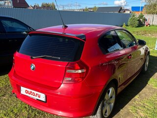 2007 BMW 1 серии 116i I (E81/E82/E87/E88) Рестайлинг, красный, 630000 рублей, вид 3