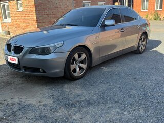 2004 BMW 5 серии 520i V (E60/E61), серый, 1150000 рублей, вид 2