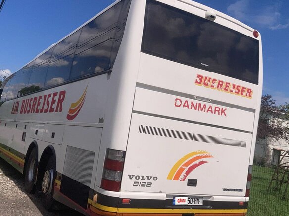 2003 Volvo B12 Series, белый, 3500000 рублей - вид 2