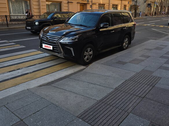 2016 Lexus LX 570 III Рестайлинг 2, чёрный