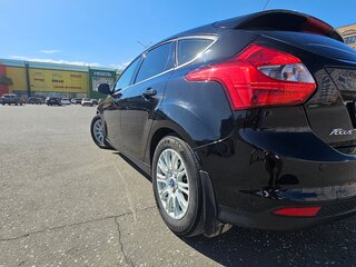 2011 Ford Focus III, чёрный, 740000 рублей, вид 4