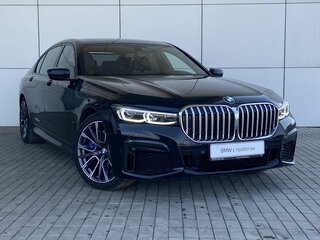 2020 BMW 7 серии 730d xDrive VI (G11/G12) Рестайлинг, чёрный, 6500000 рублей, вид 3